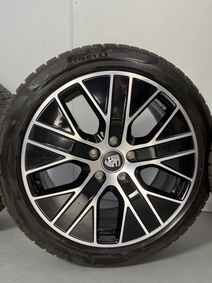 Porsche Taycan 20 Zoll TURBO AERO Winterräder Pirelli DOT aus 2021