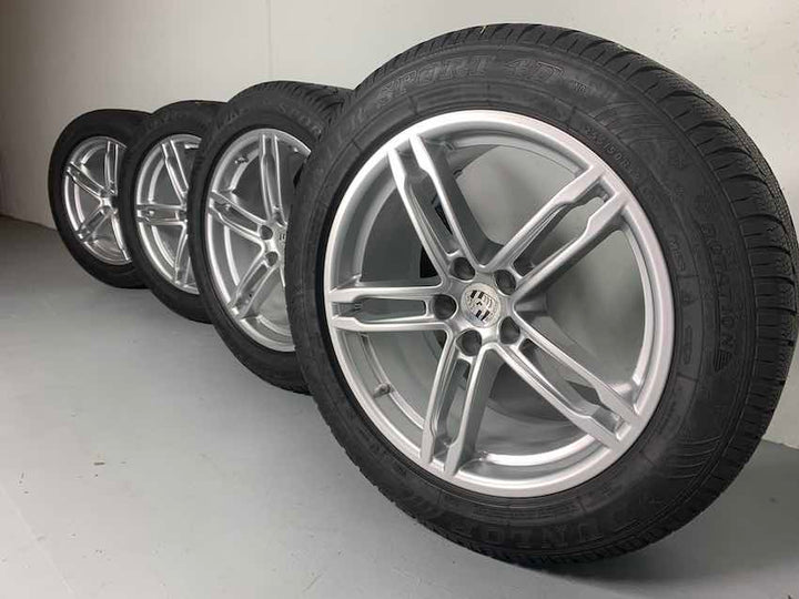 Porsche Macan III 19 Zoll Winter Räder Dunlop NUR 1200Km DOT2021