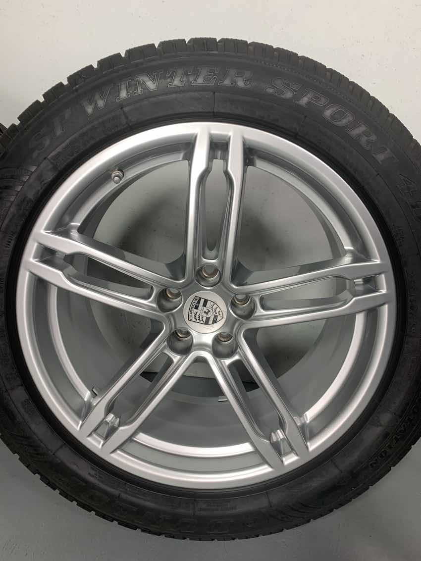 Porsche Macan III 19 Zoll Winter Räder Dunlop NUR 1200Km DOT2021