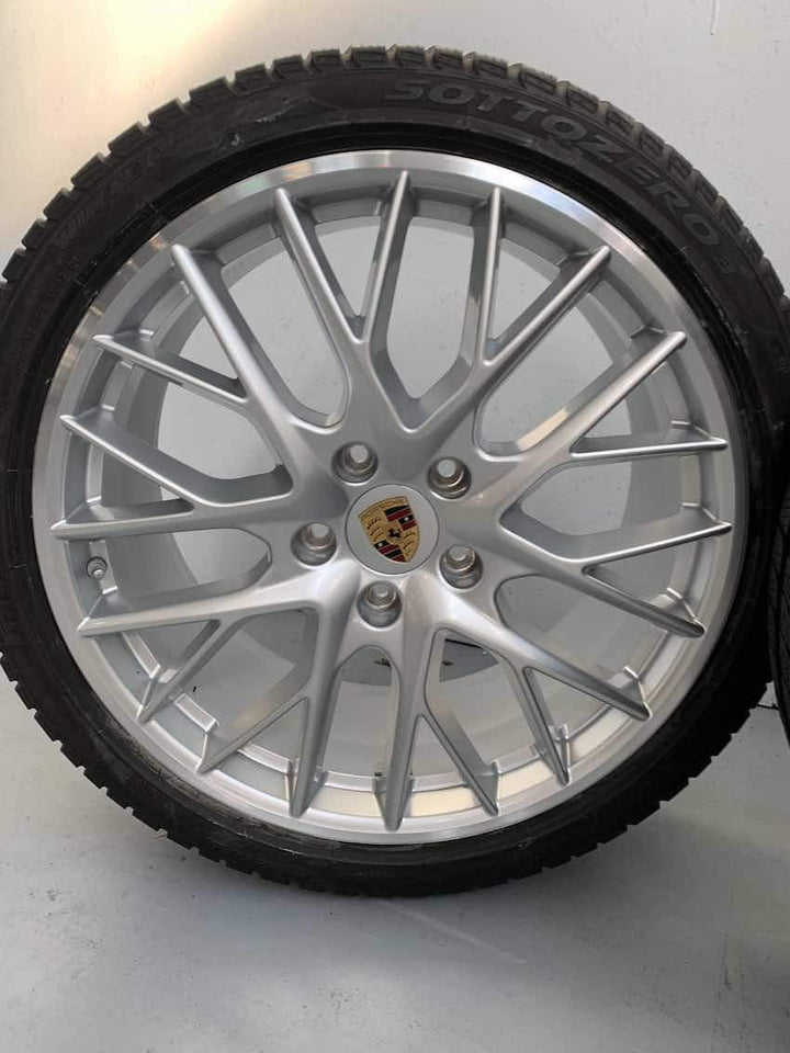 Porsche Panamera 21 Zoll Sport Design 971 Winter Räder Pirelli DOT2021 1200KM