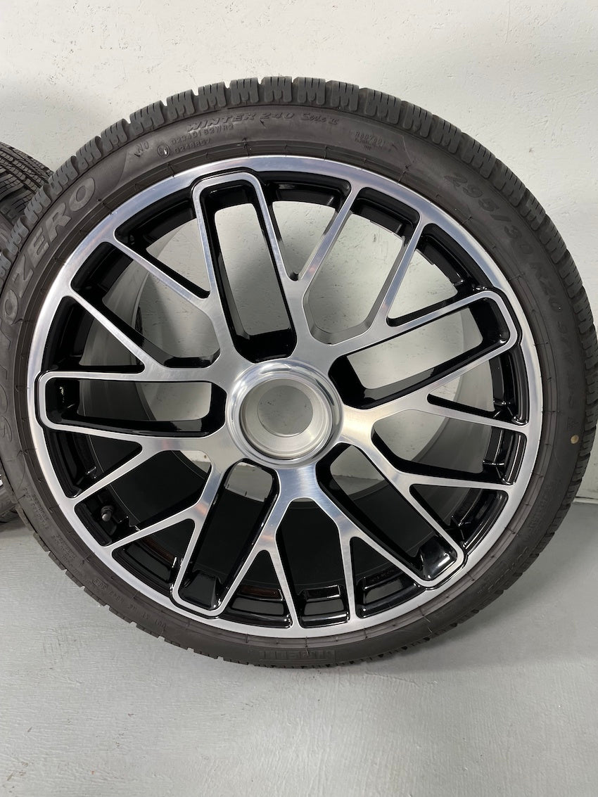 Porsche 991.2 20 Zoll GTS Winter Räder Pirelli Sonderpreis