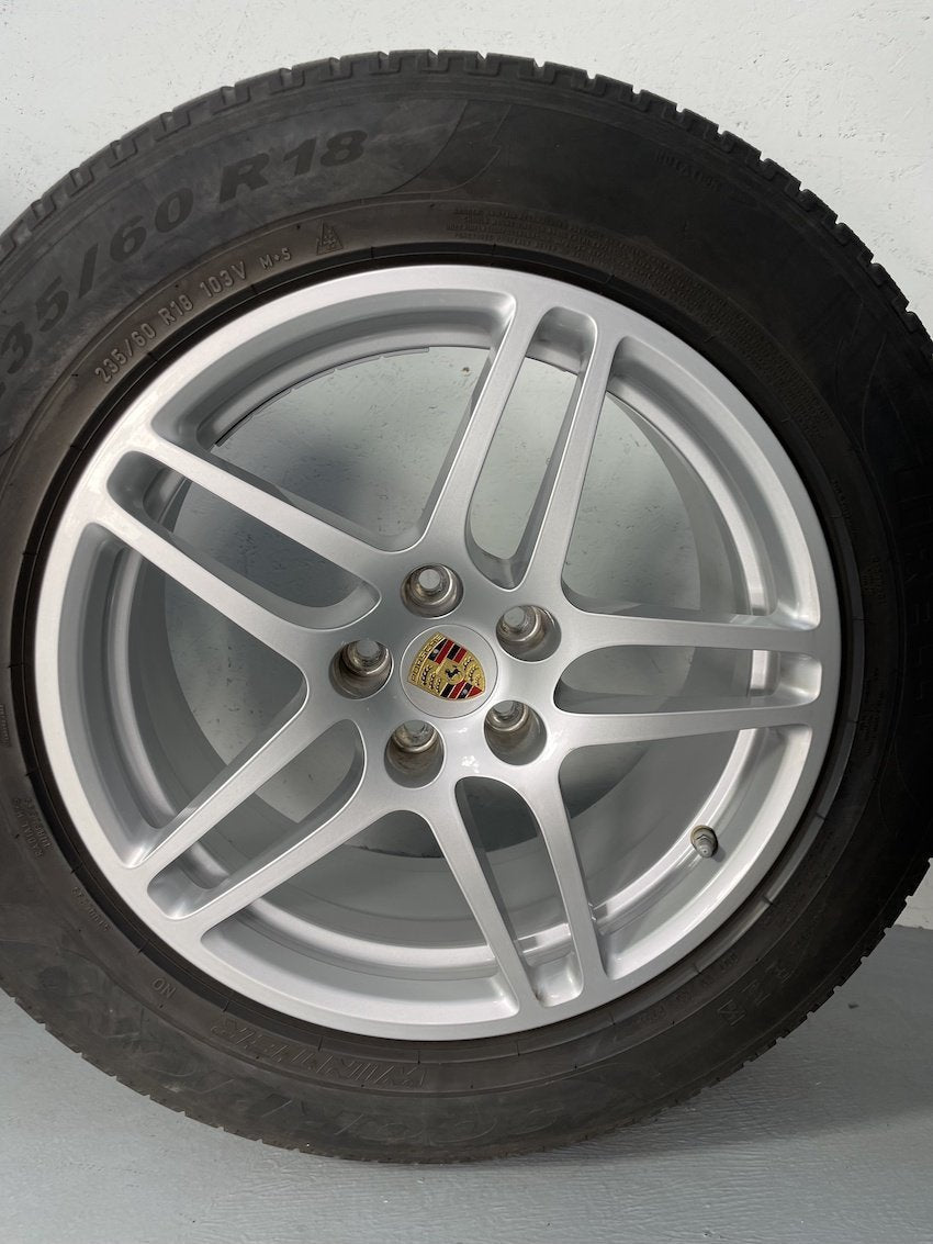 Porsche Macan 18 Zoll Winter Räder Pirelli MwSt.awb. Macan I + II