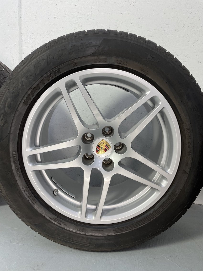 Porsche Macan 18 Zoll Winter Räder Pirelli MwSt.awb. Macan I + II