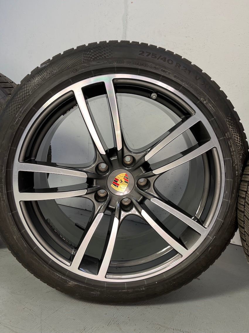Porsche Cayenne E3 9Y0 21 Zoll Turbo Winter Räder Conti MwSt.awb.