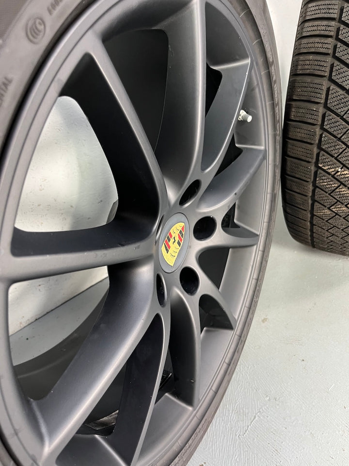 Porsche Cayenne 20 Zoll E3 DESIGN Winterräder Continental DOT2021 500Km