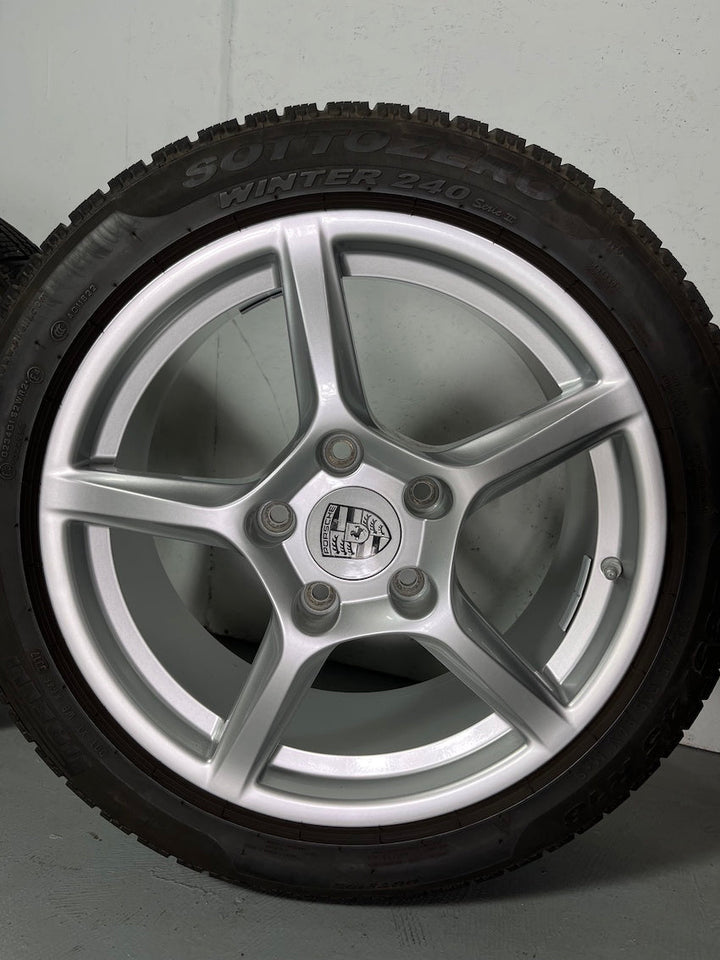 Porsche Boxster 18 Zoll 718 982 Winter Räder Pirelli Cayman MwSt. DOT2018 6mm