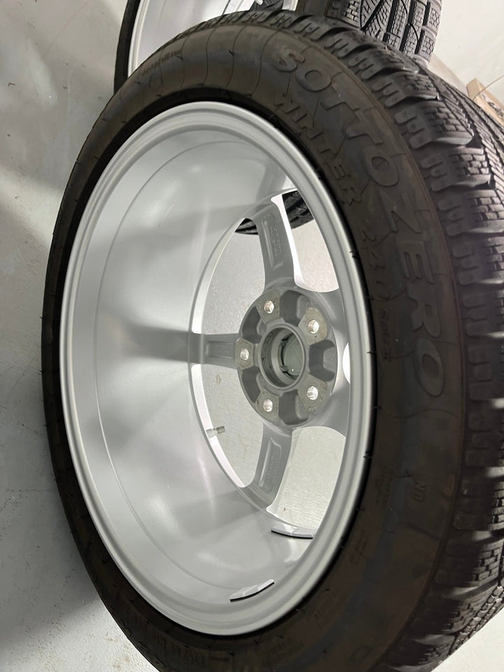 Porsche Boxster 18 Zoll 718 982 Winter Räder Pirelli Cayman MwSt. DOT2018 6mm