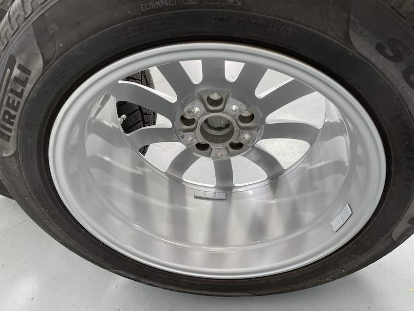 Porsche Cayenne 19 Zoll E3 9Y0 Winter Räder Pirelli 2017 GÜNSTIG