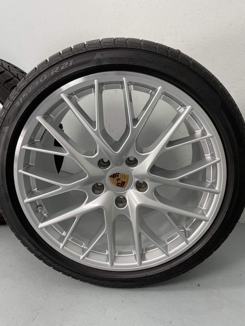 Porsche Panamera 971 21 Zoll Sport Design Winter Räder Pirelli TOP