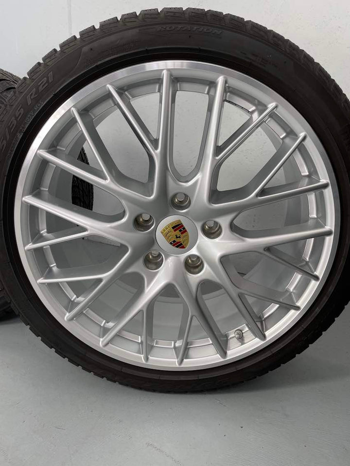 Porsche Panamera 971 21 Zoll Sport Design Winter Räder Pirelli TOP