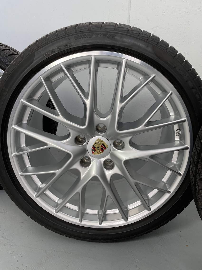 Porsche Panamera 971 21 Zoll Sport Design Winter Räder Pirelli TOP