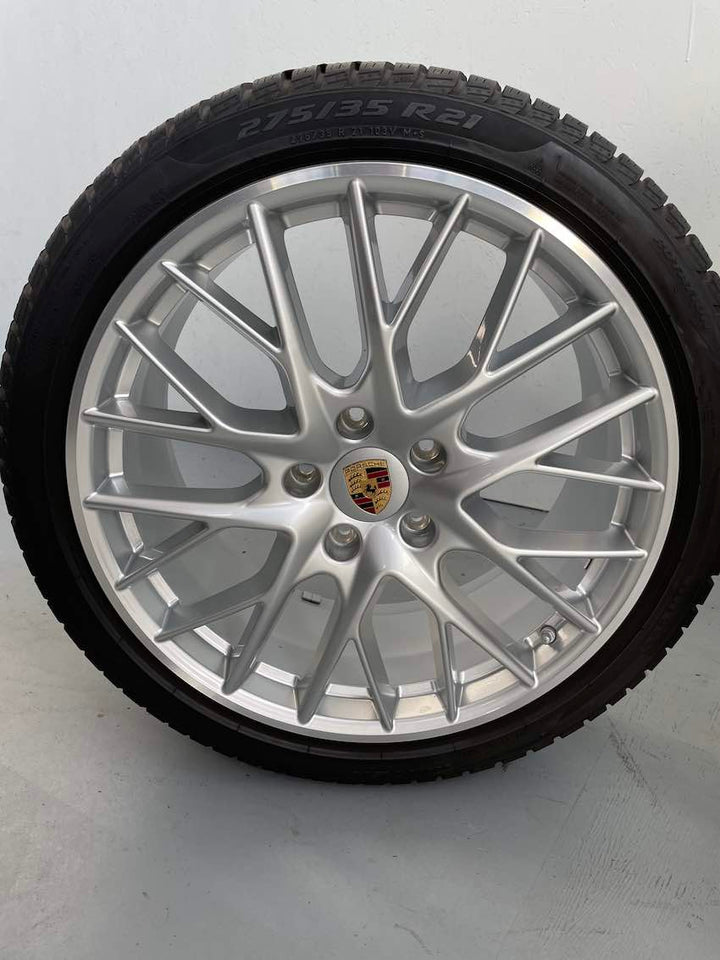 Porsche Panamera 971 21 Zoll Sport Design Winter Räder Pirelli TOP