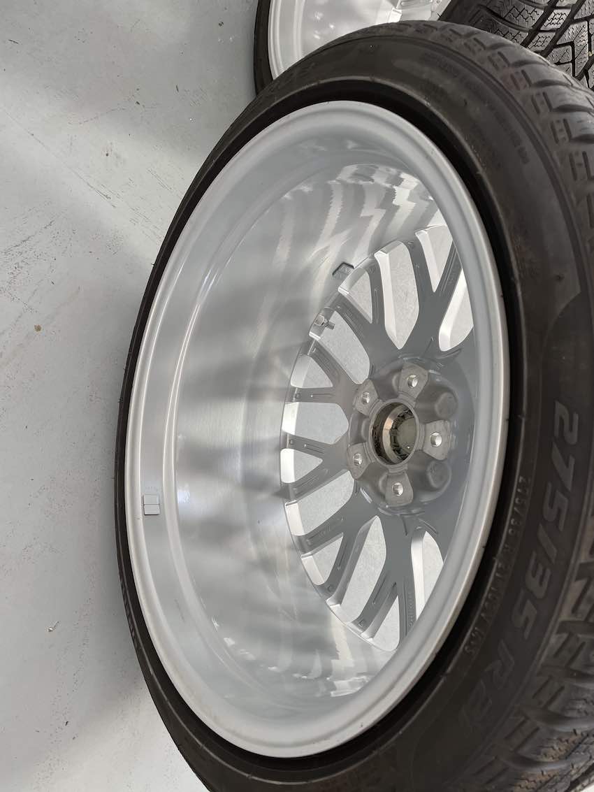 Porsche Panamera 971 21 Zoll Sport Design Winter Räder Pirelli TOP