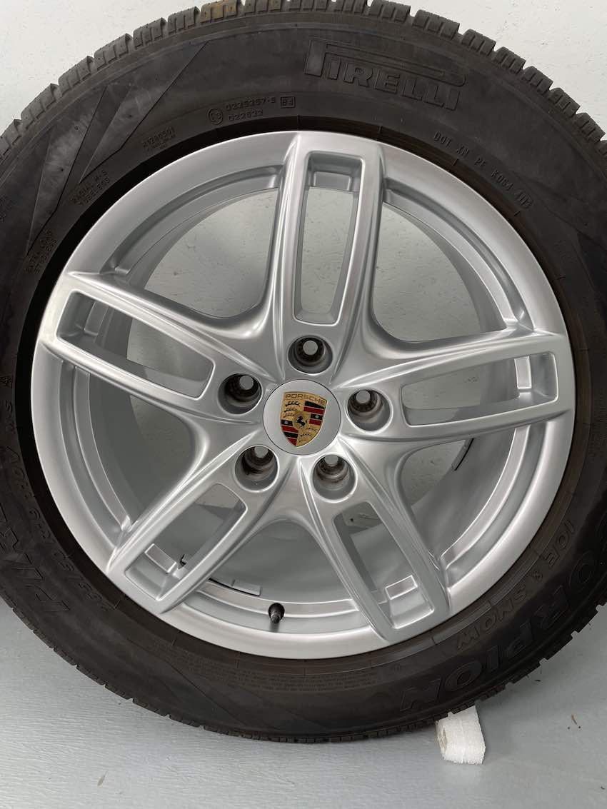 Porsche Cayenne 19 Zoll Winter Räder 958 PIRELLI TOP E2