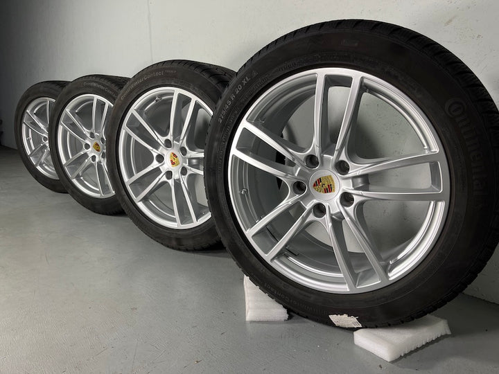 Porsche Cayenne 20 Zoll E3 SPORT Winterräder Continental 1200Km 2020