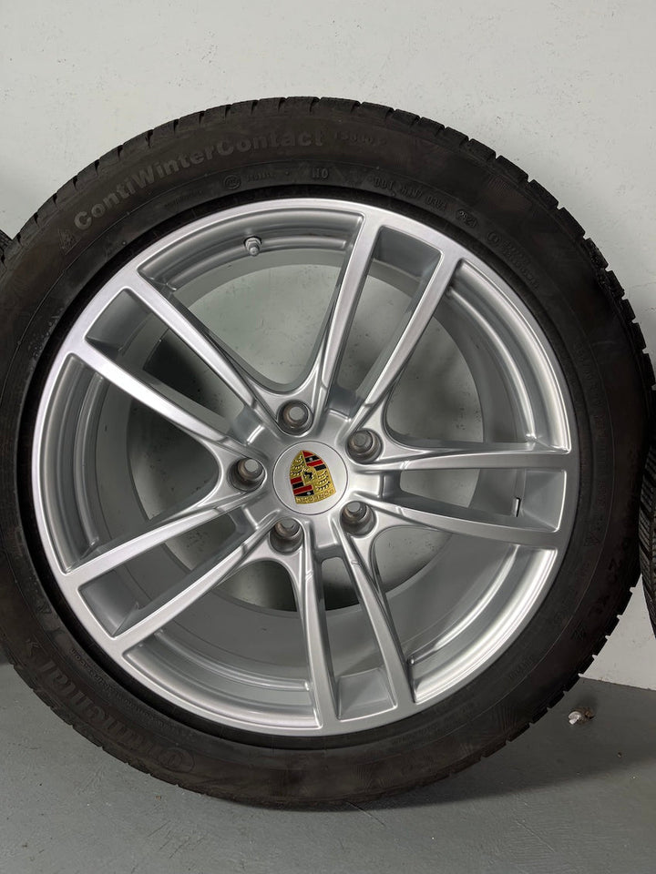 Porsche Cayenne 20 Zoll E3 SPORT Winterräder Continental 1200Km