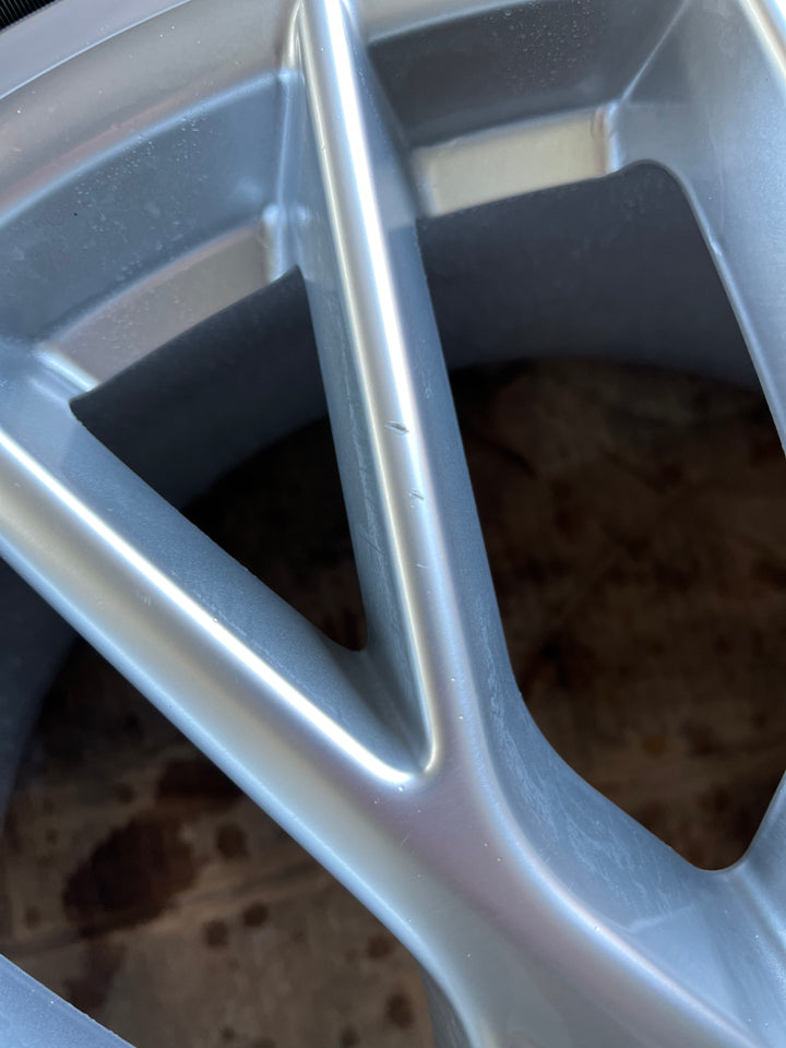 Porsche Panamera 971 21 Zoll Sport Design Winter Räder Pirelli 6-7mm