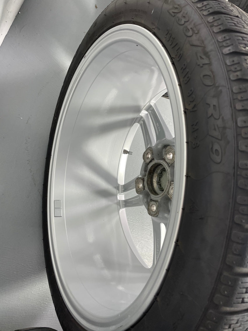 Porsche 991.2 19 Zoll Carrera Winter 4S C4 Pirelli