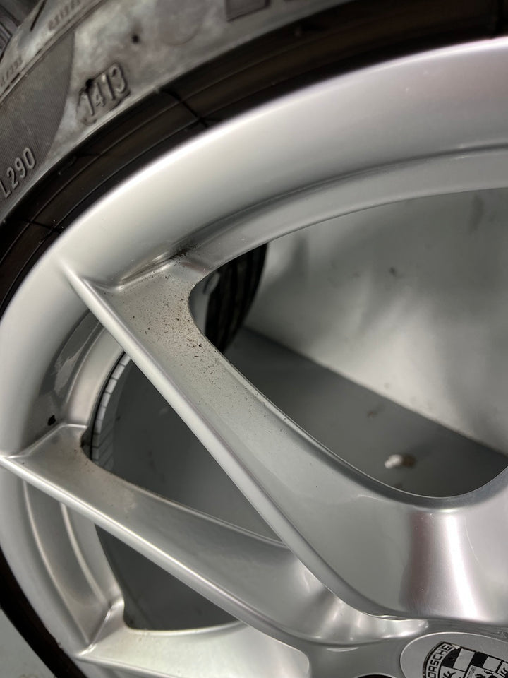 Porsche 991.1 20 Zoll Carrera S III Allrad Sommer Räder Pirelli C4 4S
