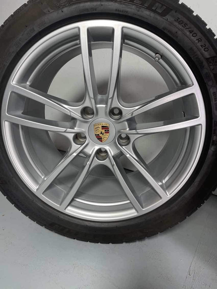 Porsche Cayenne 20 Zoll E3 I 9Y0 SPORT Winterräder Michelin TOP