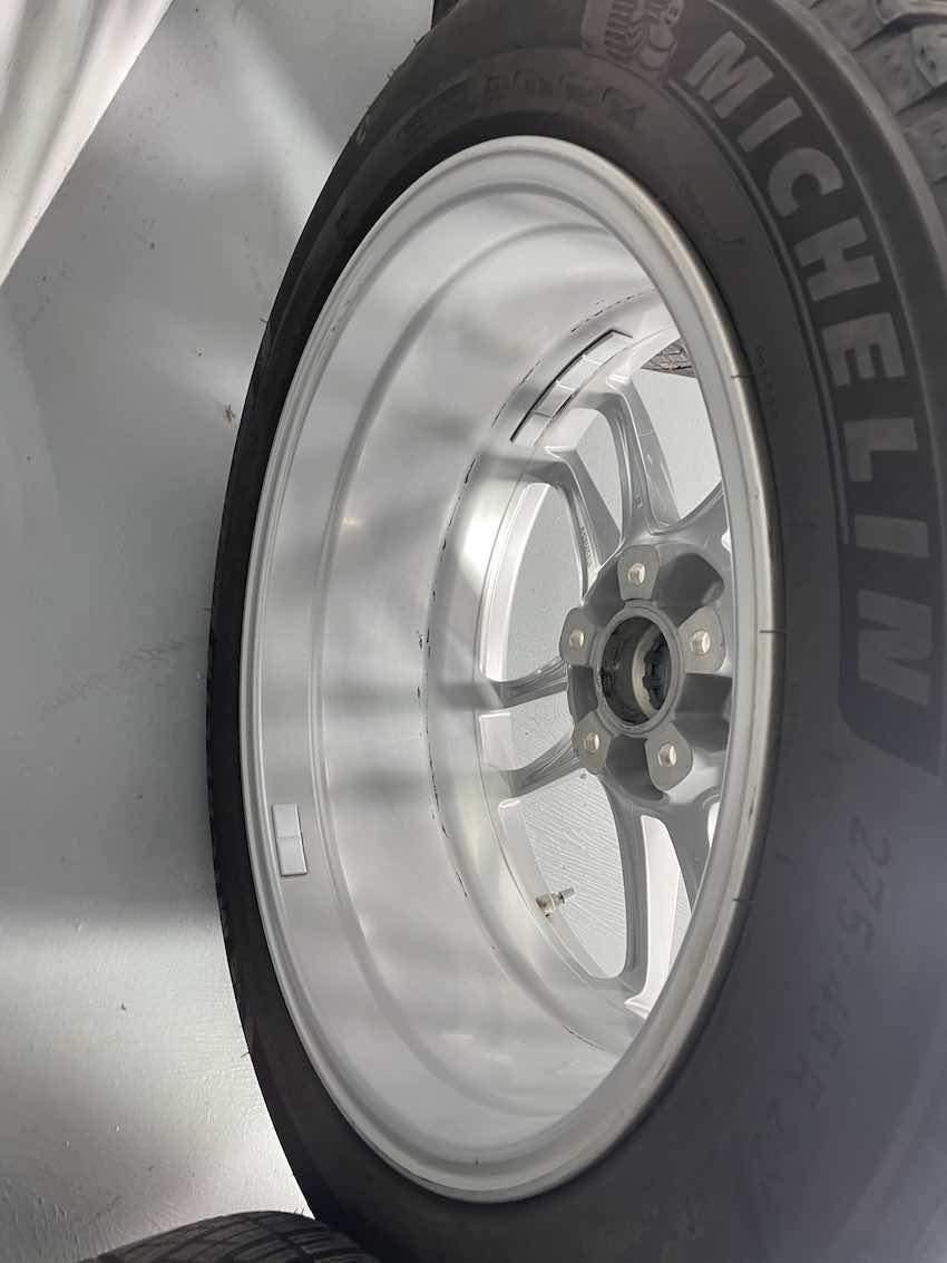Porsche Cayenne 20 Zoll E3 I 9Y0 SPORT Winterräder Michelin TOP