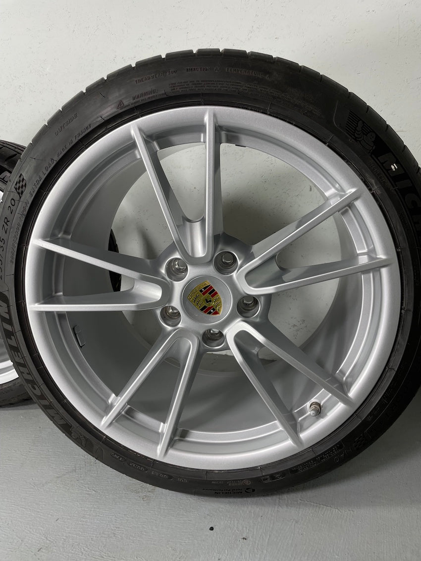 Porsche 992 19/20 Zoll Carrera C4 C2 4S Sommer Michelin neuwertig