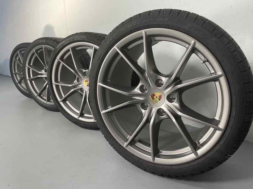 Porsche 991.2 20 Zoll Carrera 4S C4 Winter Pirelli PLATINUM NUR 700KM