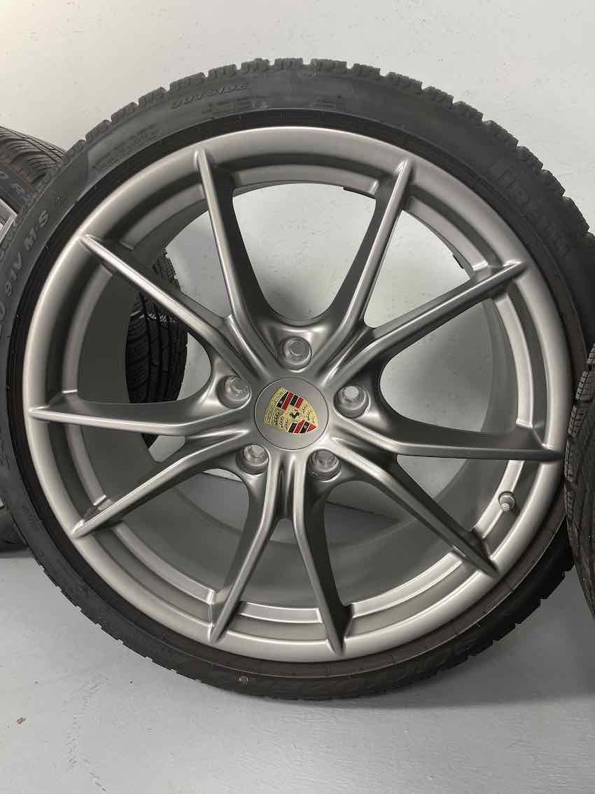 Porsche 991.2 20 Zoll Carrera 4S C4 Winter Pirelli PLATINUM NUR 700KM