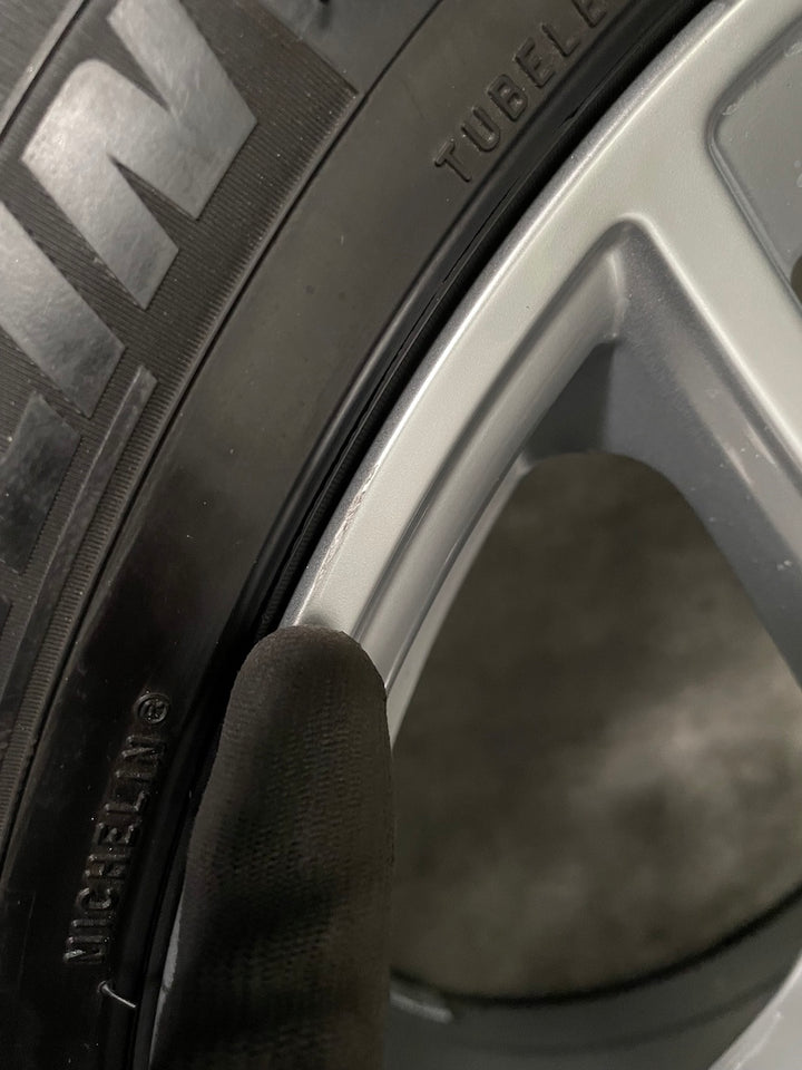 Porsche Panamera 971 20 Zoll Turbo Rad Winter Räder Michelin 1600KM