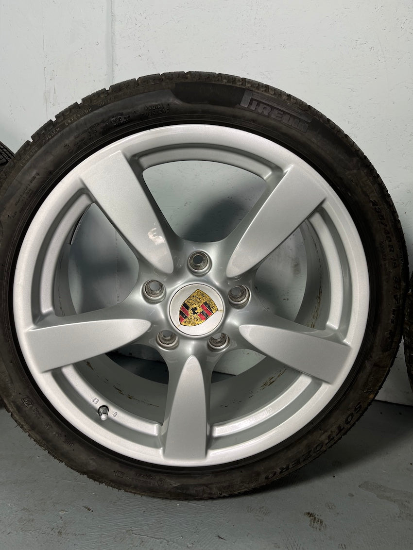 Porsche Boxster 987 18 Zoll Cayman S Felgen Räder Pirelli Winter