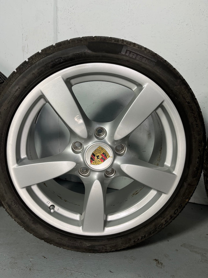 Porsche Boxster 987 18 Zoll Cayman S Felgen Räder Pirelli Winter