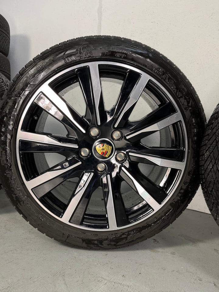 Porsche Taycan J1 20 Zoll Tequipment Design Winter Räder Goody. DOT2023 600Km
