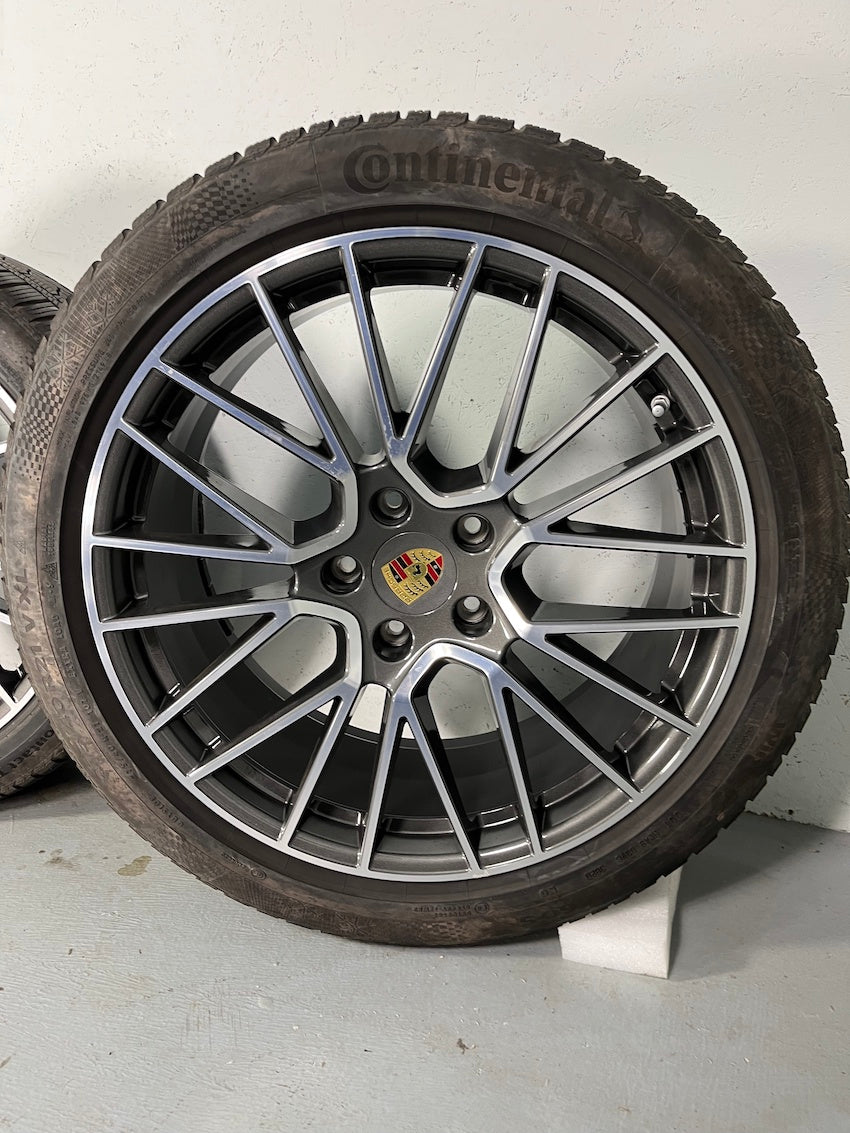 Porsche Cayenne COUPE E3 9Y0 21 Zoll RS Spyder Winter DOT2020 Conti 6,5-7mm