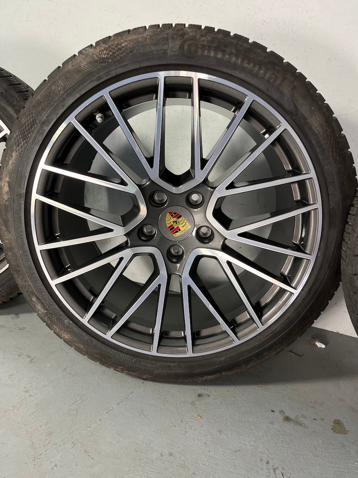 Porsche Cayenne COUPE E3 9Y0 21 Zoll RS Spyder Winter DOT2020 Conti 6,5-7mm