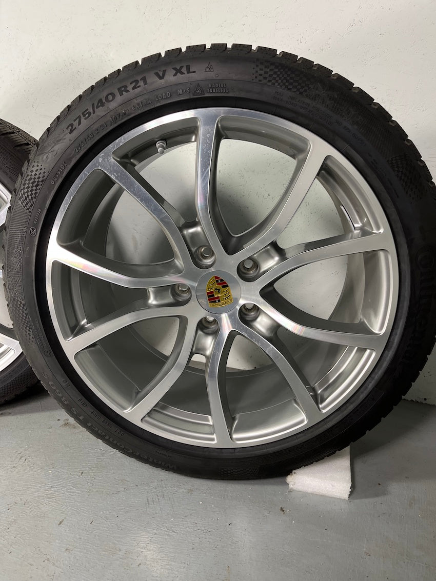Porsche Cayenne E3 21 Zoll Exclusive Design 9y0 Winter Räder Conti NEU