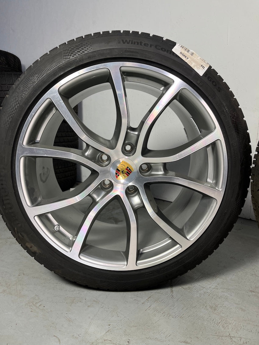 Porsche Cayenne E3 21 Zoll Exclusive Design 9y0 Winter Räder Conti NEU