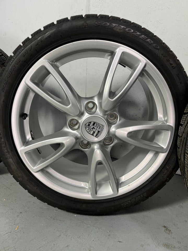 von Porsche 997 18 Zoll Carrera IV Allrad Winter Pirelli TOP