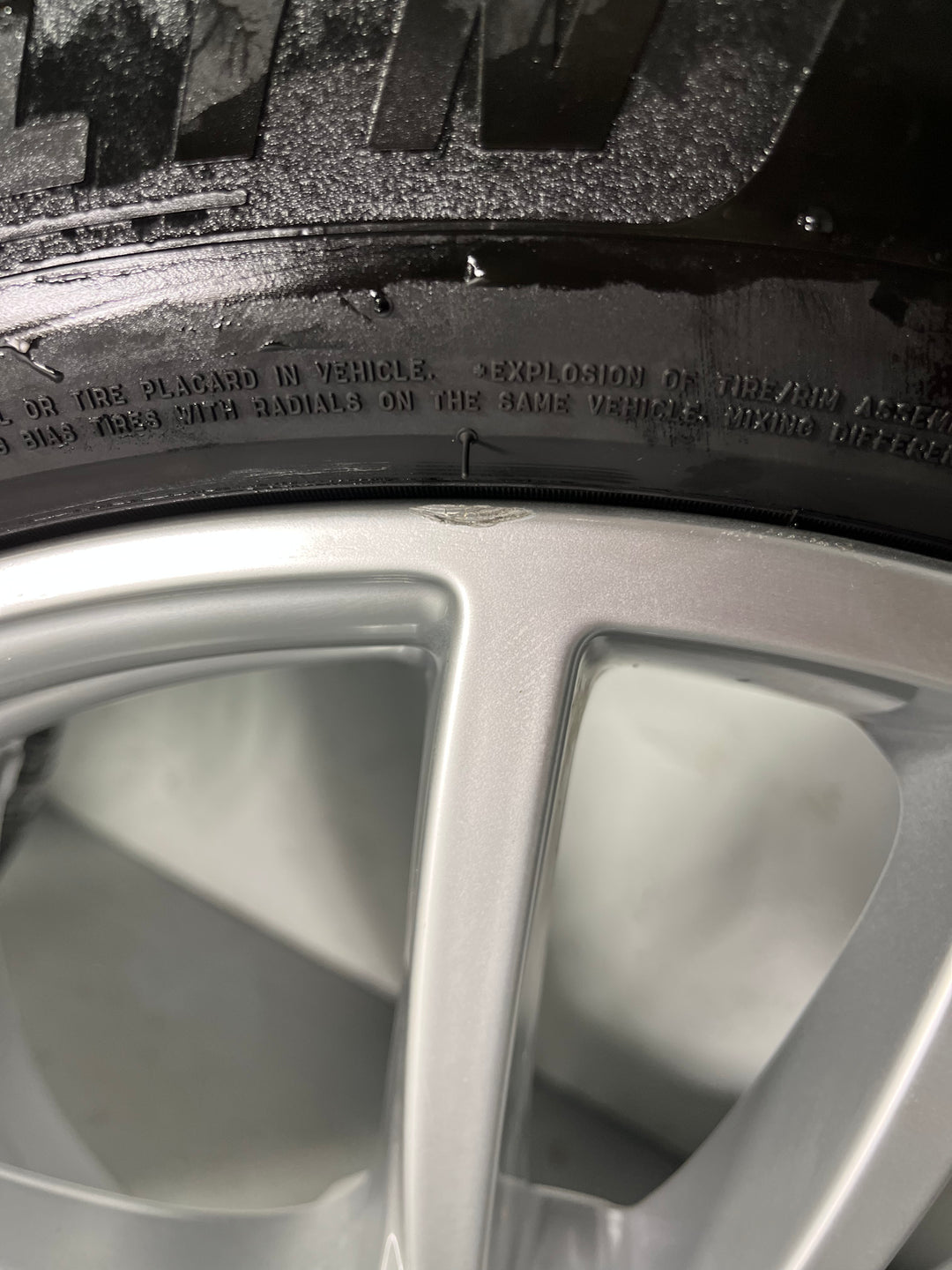 Porsche Cayenne 20 Zoll E3 SPORT 9Y0 Winterräder Michelin 6,5-7mm