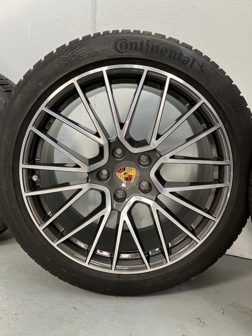 Porsche Cayenne COUPE E3 9Y0 21 Zoll RS Spyder Winter DOT2019