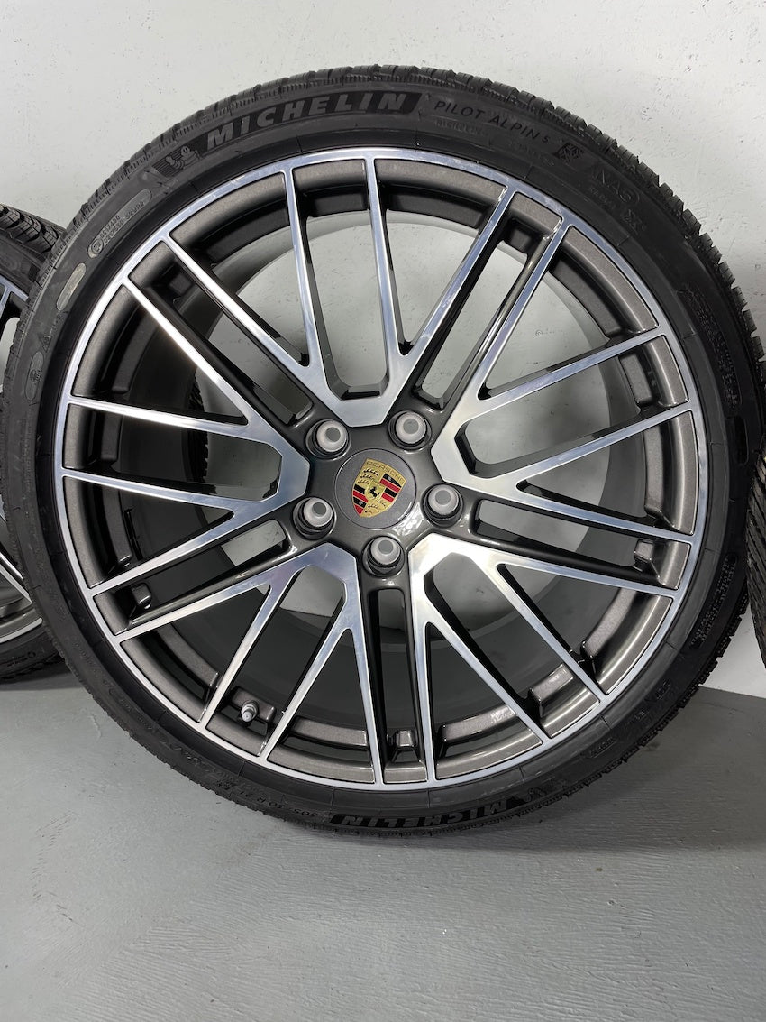 Porsche 992 20/21 Zoll Turbo Winter Räder Michelin DOT2023 NUR 800Km 7-8mm