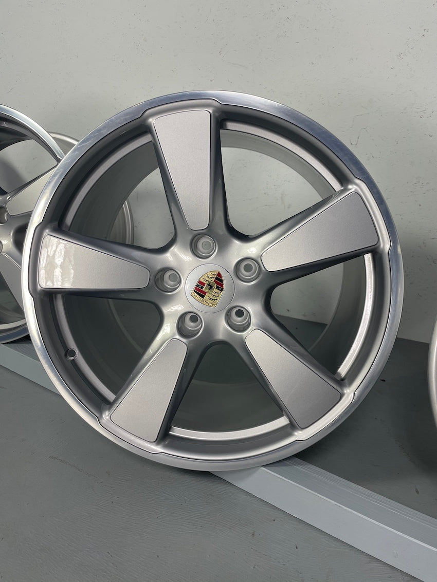 Porsche Panamera 20 Zoll Sport Classic II Felgen NEU GTS GT-silber 970