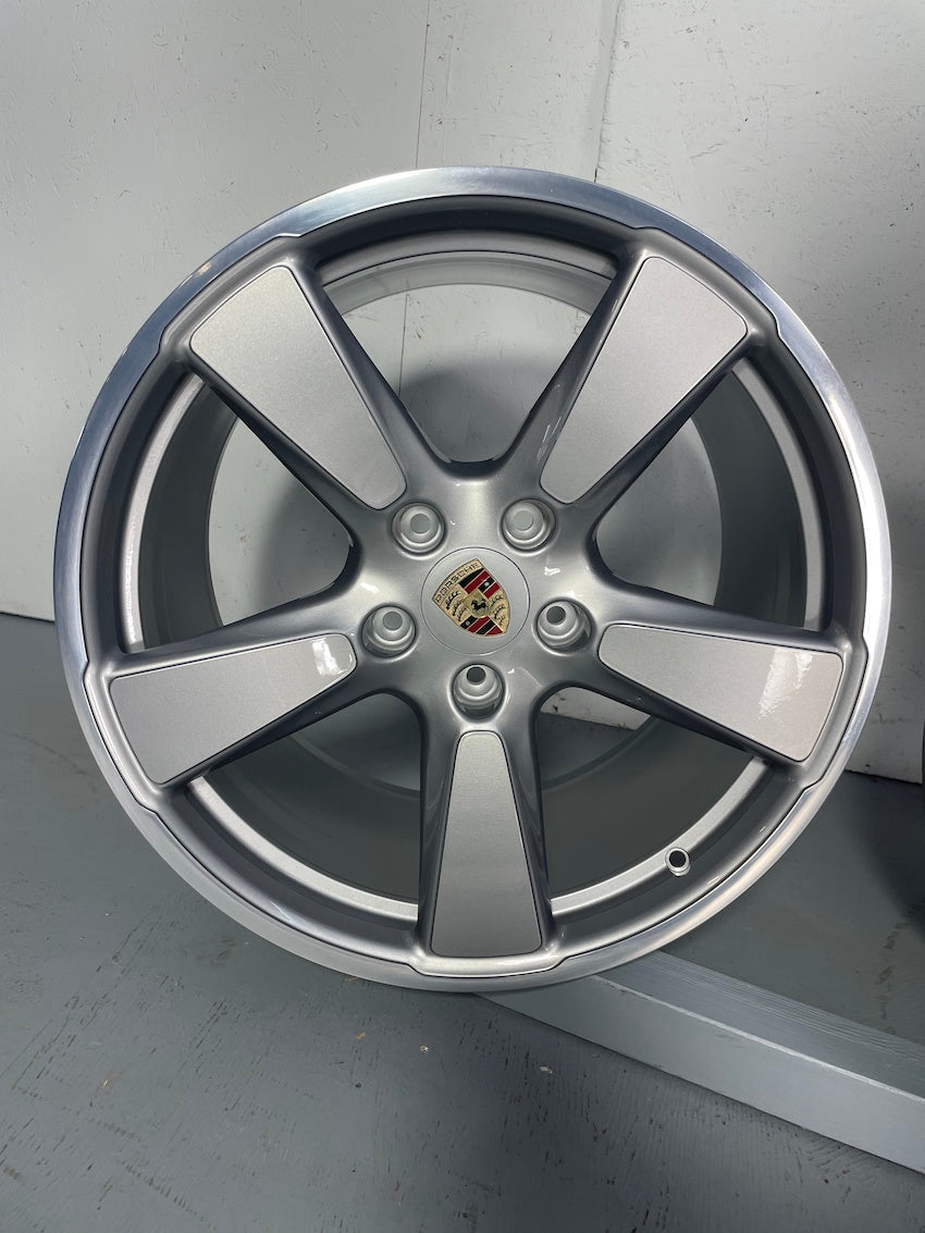 Porsche Panamera 20 Zoll Sport Classic II Felgen NEU GTS GT-silber 970