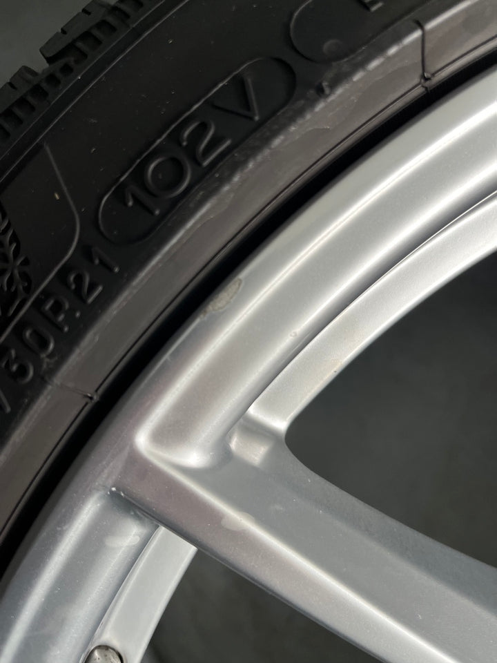 Porsche 992 20 21 Zoll Carrera S Winter Räder Michelin 6-7mm DOT2019