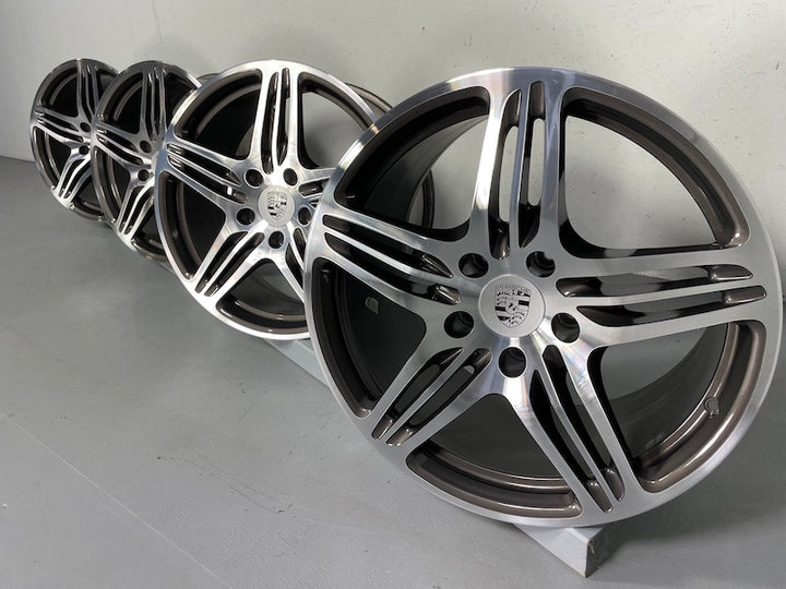 Porsche 997 19 Zoll Turbo Felgen Allrad Felgen 8J + 11J ET51 C4 4S