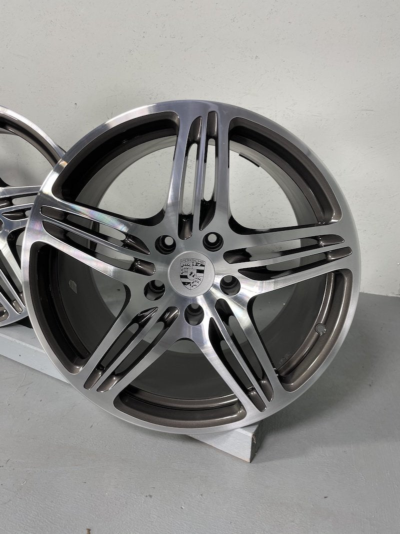 Porsche 997 19 Zoll Turbo Felgen Allrad Felgen 8J + 11J ET51 C4 4S