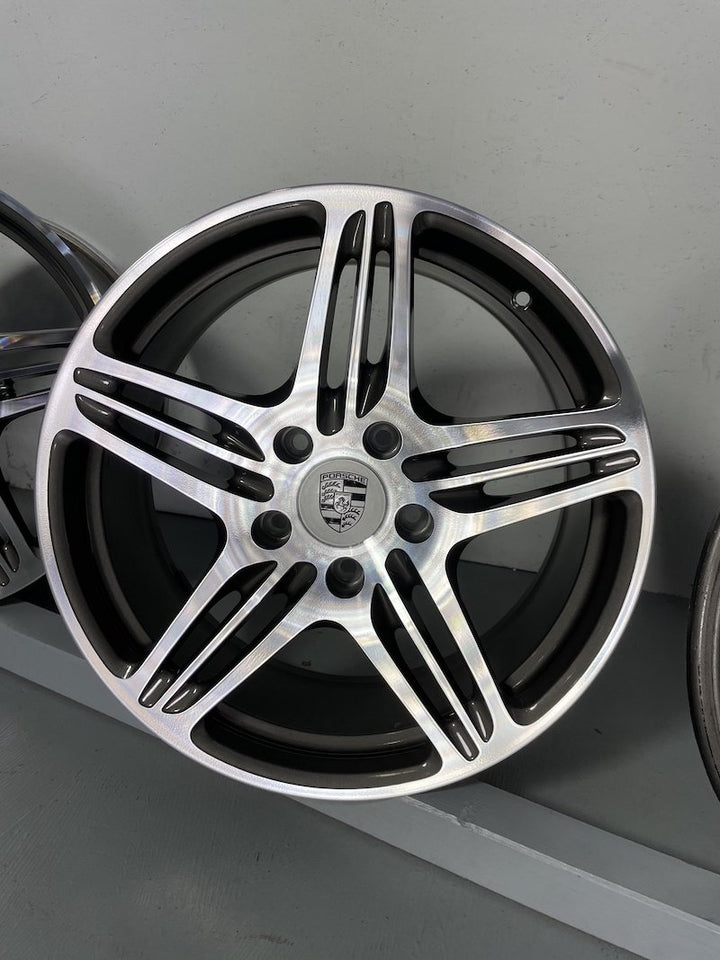 Porsche 997 19 Zoll Turbo Felgen Allrad Felgen 8J + 11J ET51 C4 4S