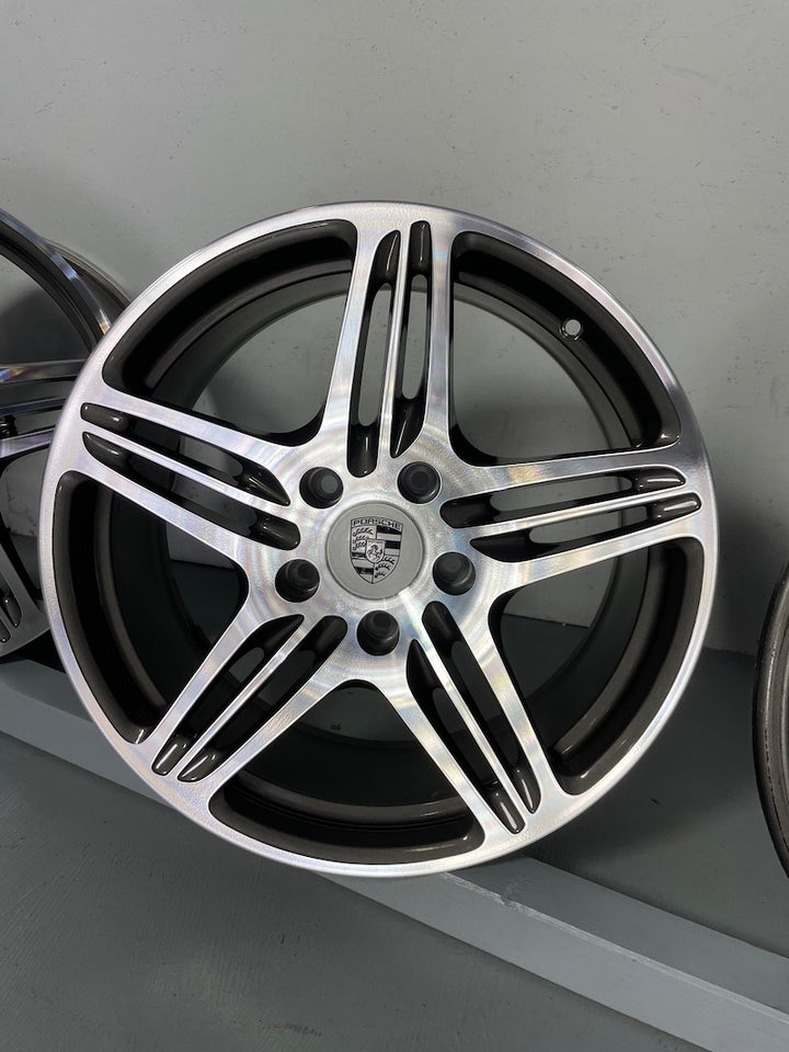 Porsche 997 19 Zoll Turbo Felgen Allrad Felgen 8J + 11J ET51 C4 4S