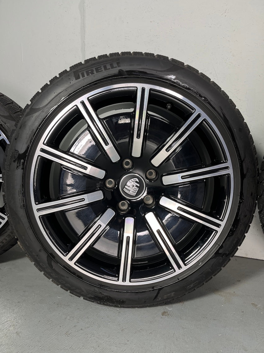 Porsche Taycan 20 Zoll Sport Aero Winterräder Pirelli MwSt.awb.TOP