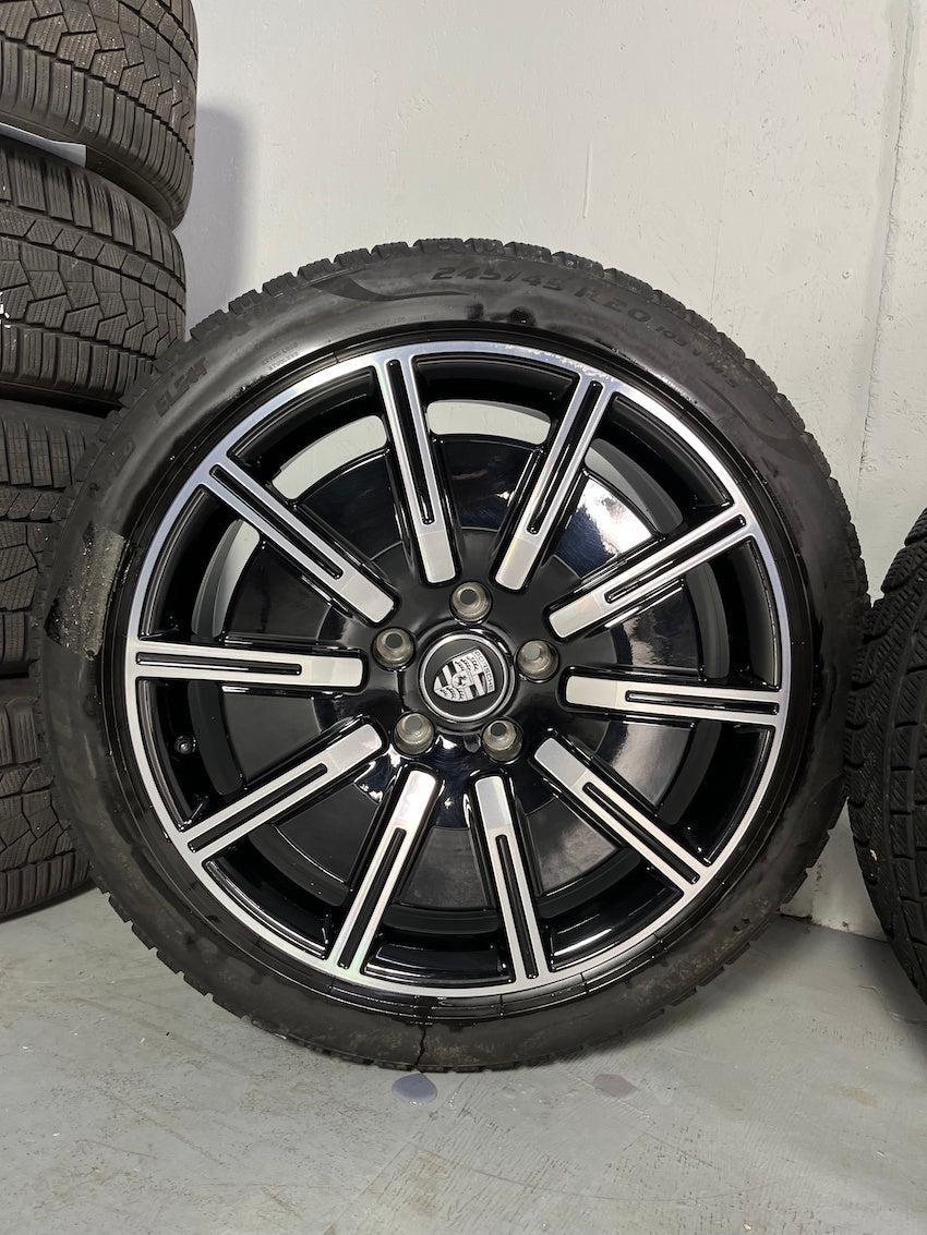 Porsche Taycan 20 Zoll Sport Aero Winterräder Pirelli MwSt.awb.TOP