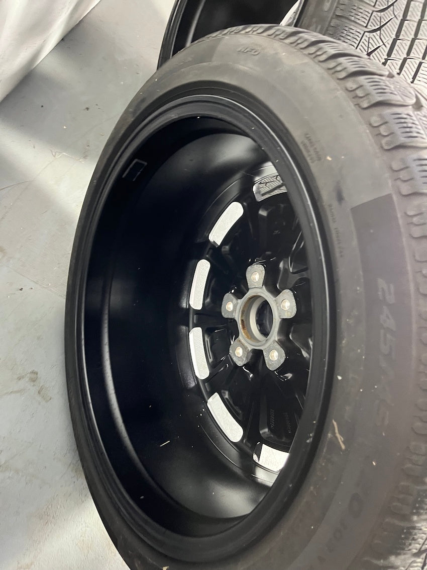 Porsche Taycan 20 Zoll Sport Aero Winterräder Pirelli MwSt.awb.TOP